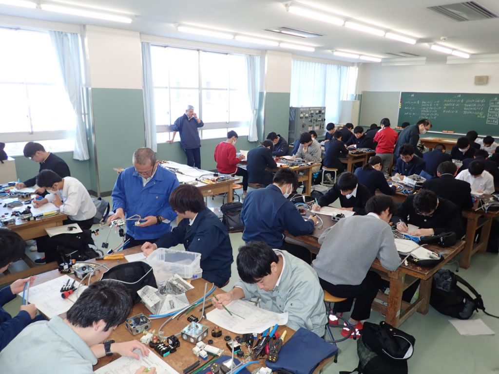 神奈川工業高等学校ボランティア事業に参加してきました 株式会社 協栄電設